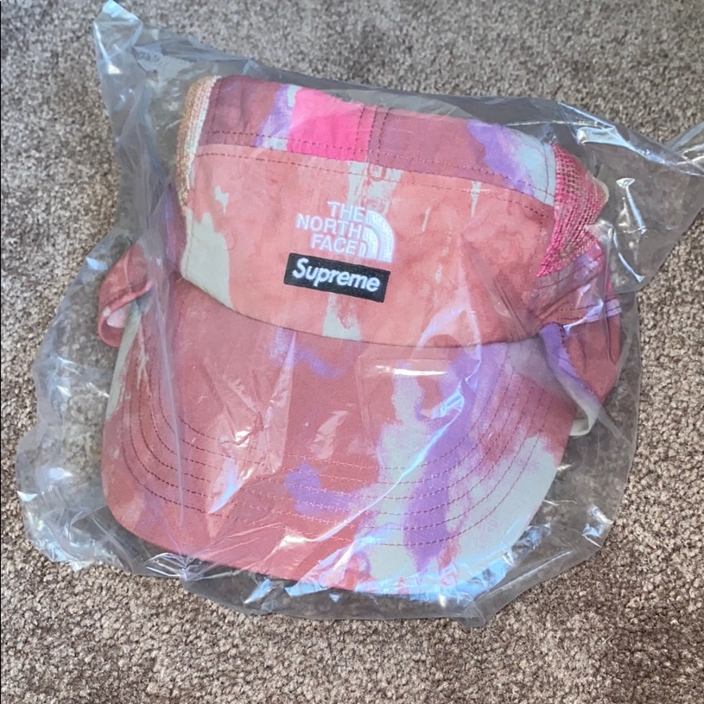 Supreme x The North Face Sunshield Camp Hat DS